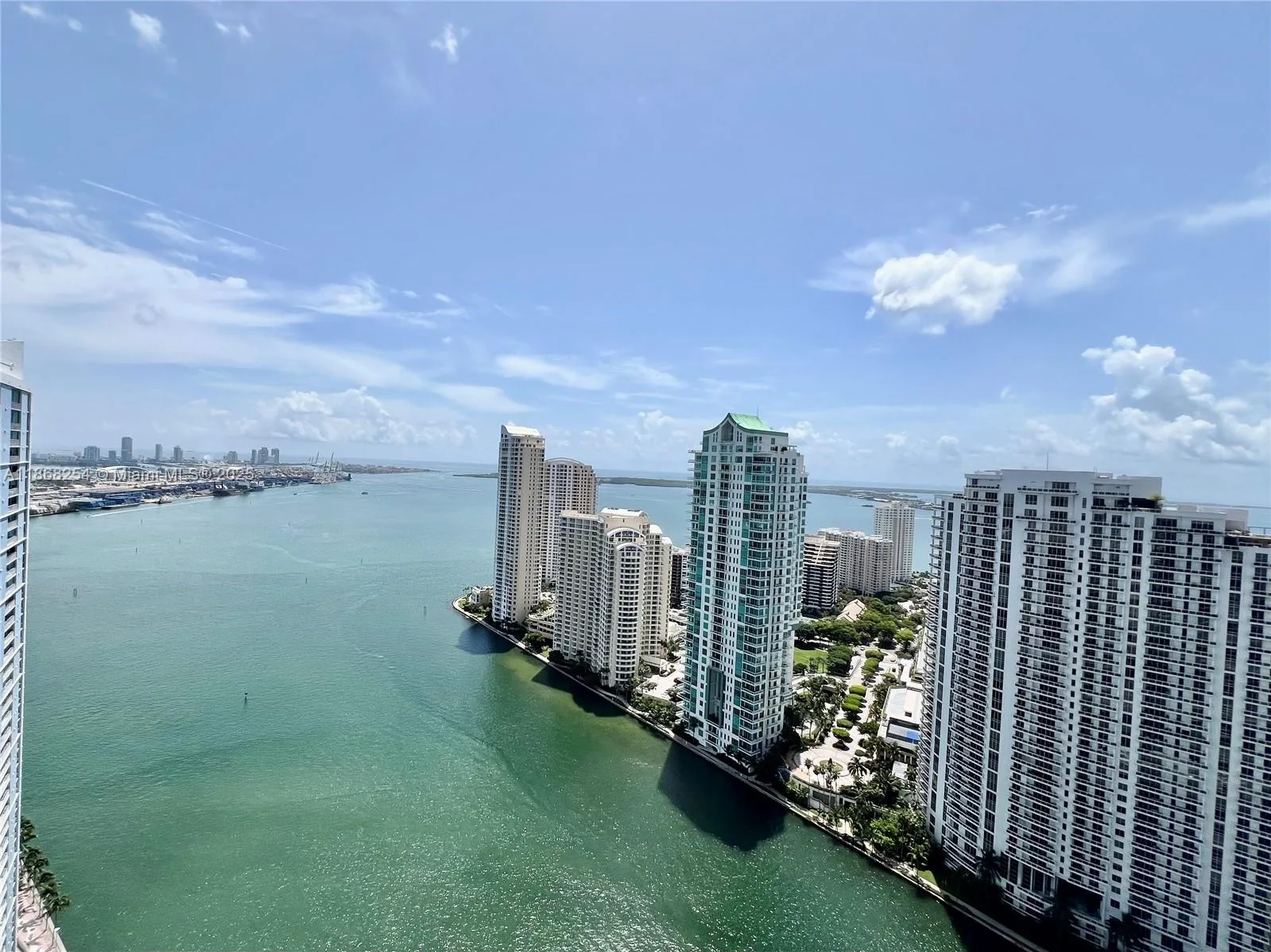 300 S Biscayne Blvd # 3710, Miami, FL 33131 photo 13