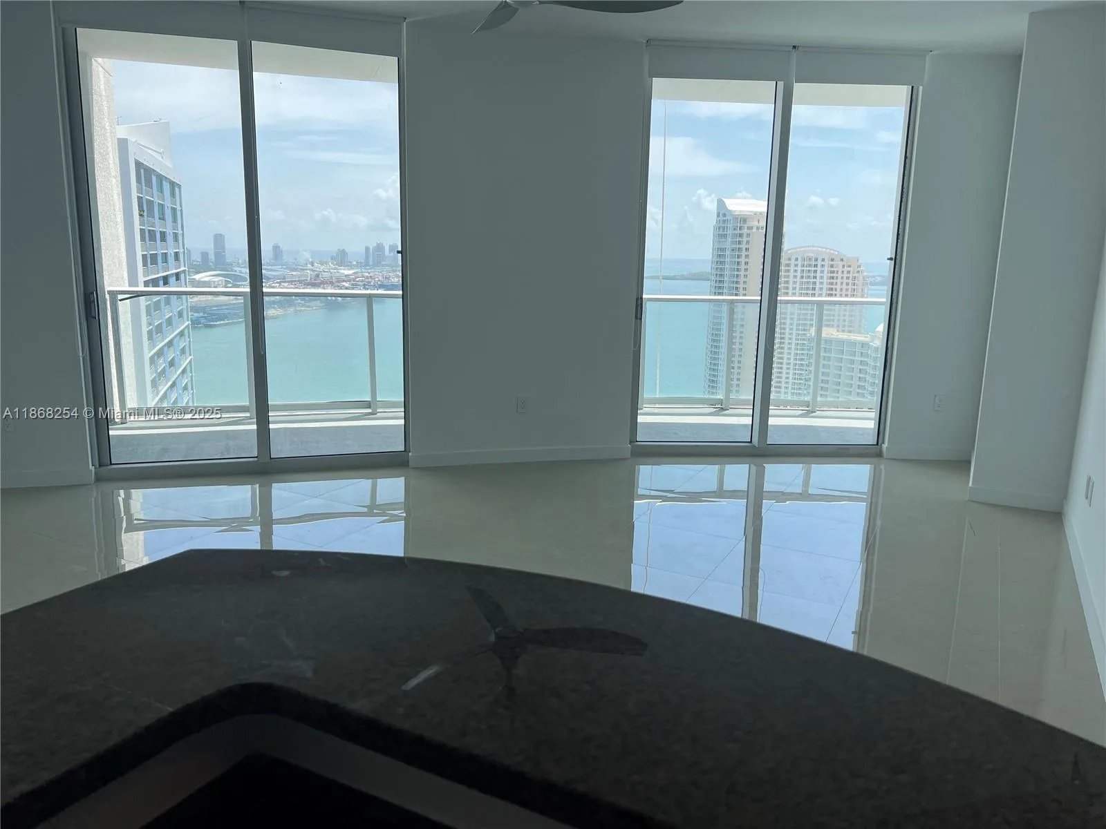 300 S Biscayne Blvd # 3710, Miami, FL 33131 photo 3