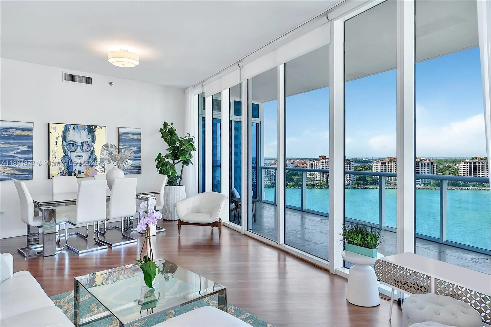 100 S Pointe Dr # 1501, Miami Beach, FL 33139 photo 3