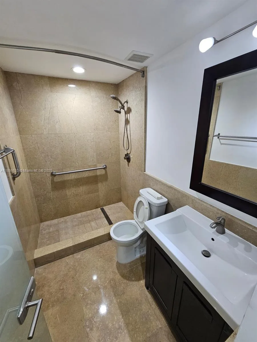 5754 NW 98th Ave, Doral, FL 33178 photo 12