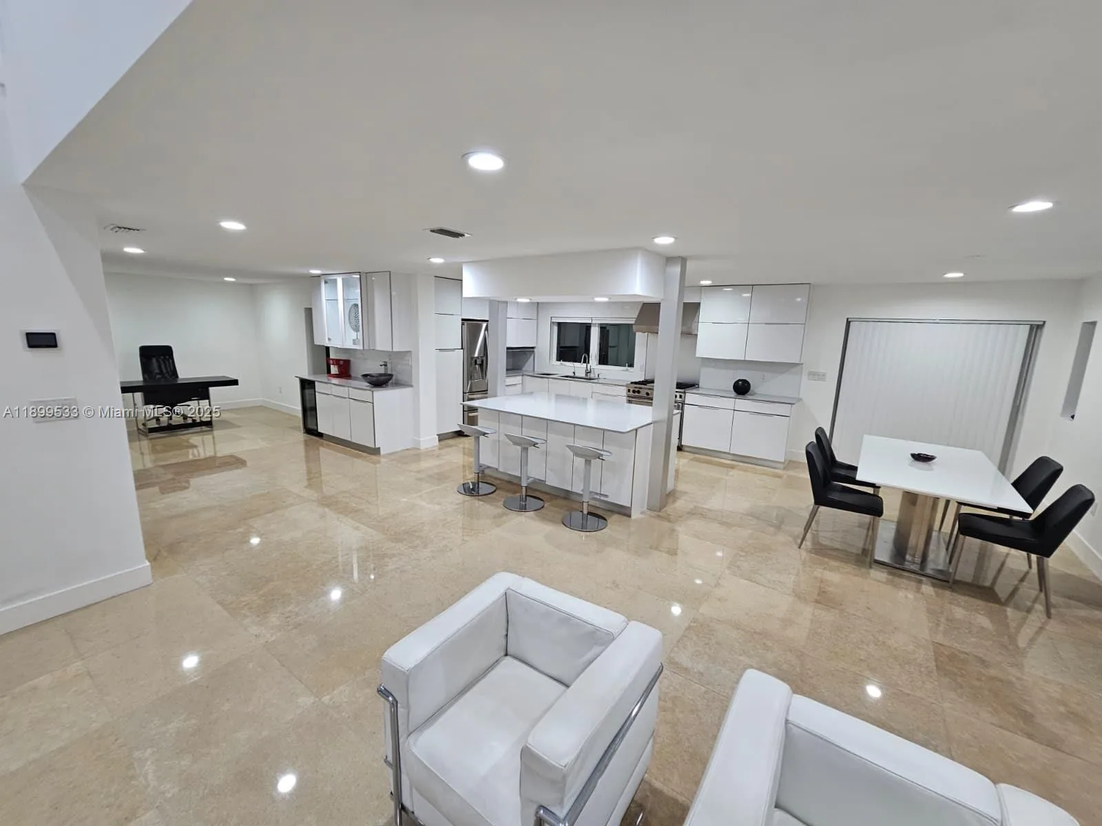 5754 NW 98th Ave, Doral, FL 33178 photo 6