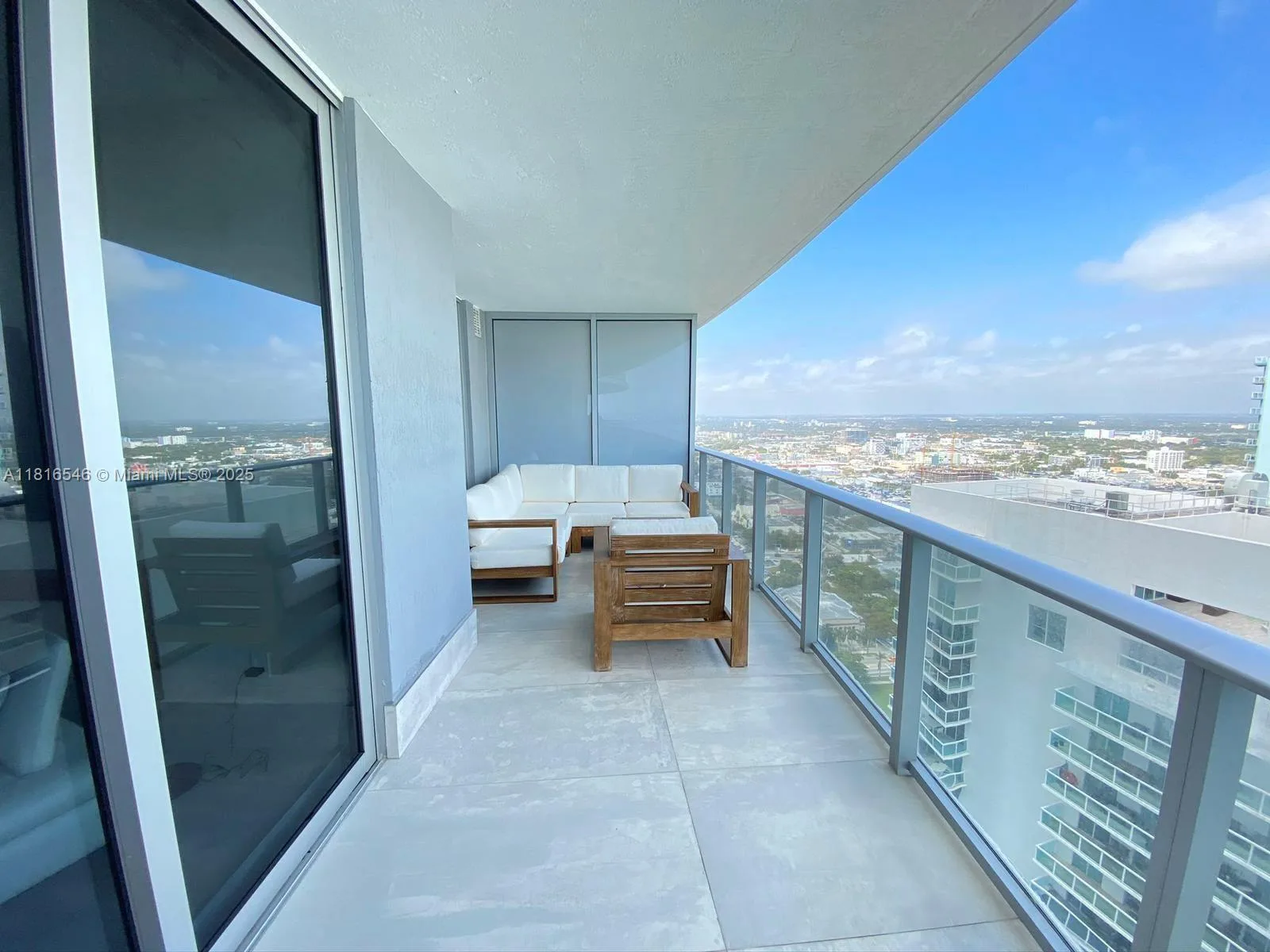 488 NE 18th St # 3911, Miami, FL 33132 photo 10