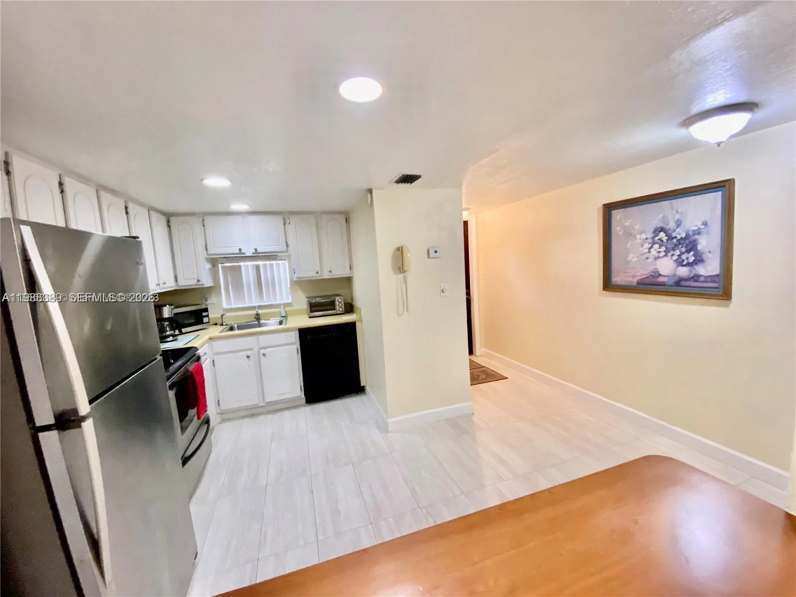 671 S Hollybrook Dr # 104, Pembroke Pines, FL 33025 photo 3