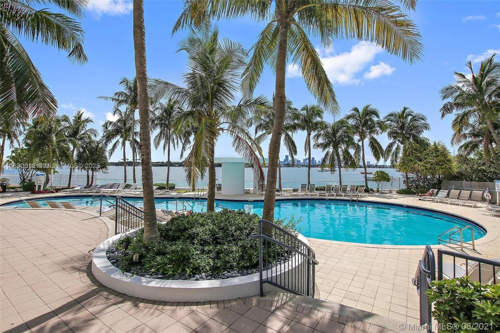 1330 West Ave # 3406, Miami Beach, FL 33139 photo 10