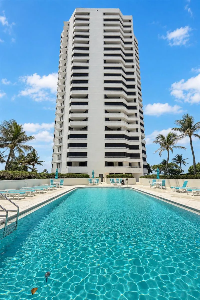 5080 N Ocean Drive # 20c, Singer Island, FL 33404