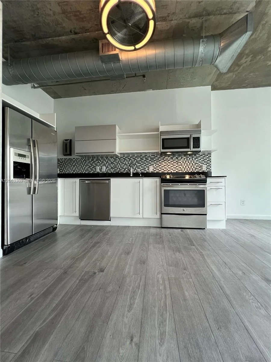 690 SW 1st Ct # 1210, Miami, FL 33130 photo 3