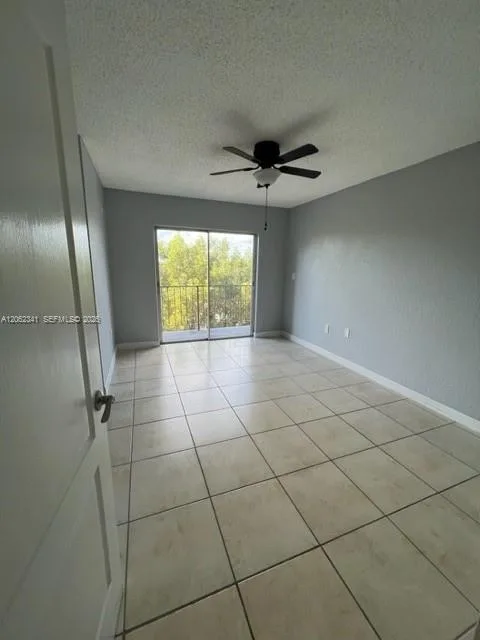 4400 W 16th Ave # 432, Hialeah, FL 33012 photo 11