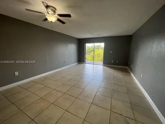 4400 W 16th Ave # 432, Hialeah, FL 33012 photo 3