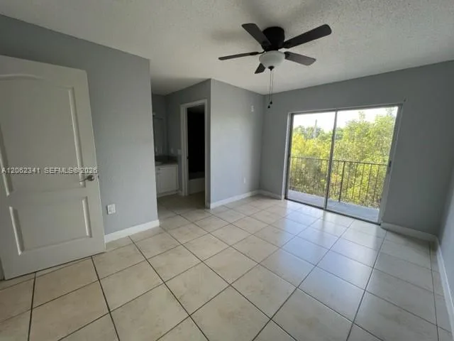 4400 W 16th Ave # 432, Hialeah, FL 33012 photo 4