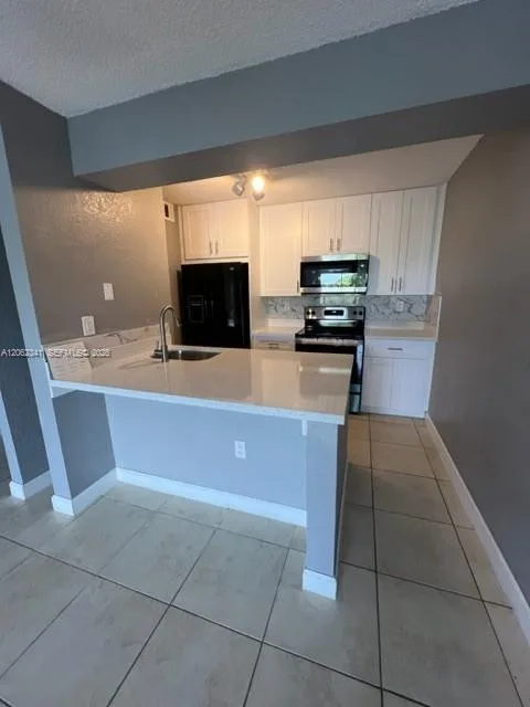 4400 W 16th Ave # 432, Hialeah, FL 33012 photo 9