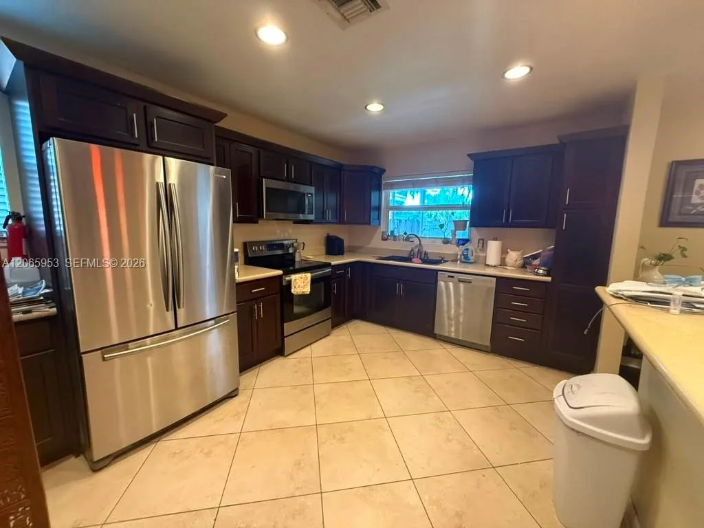 1905 N 47th Ave, Hollywood, FL 33021 photo 6