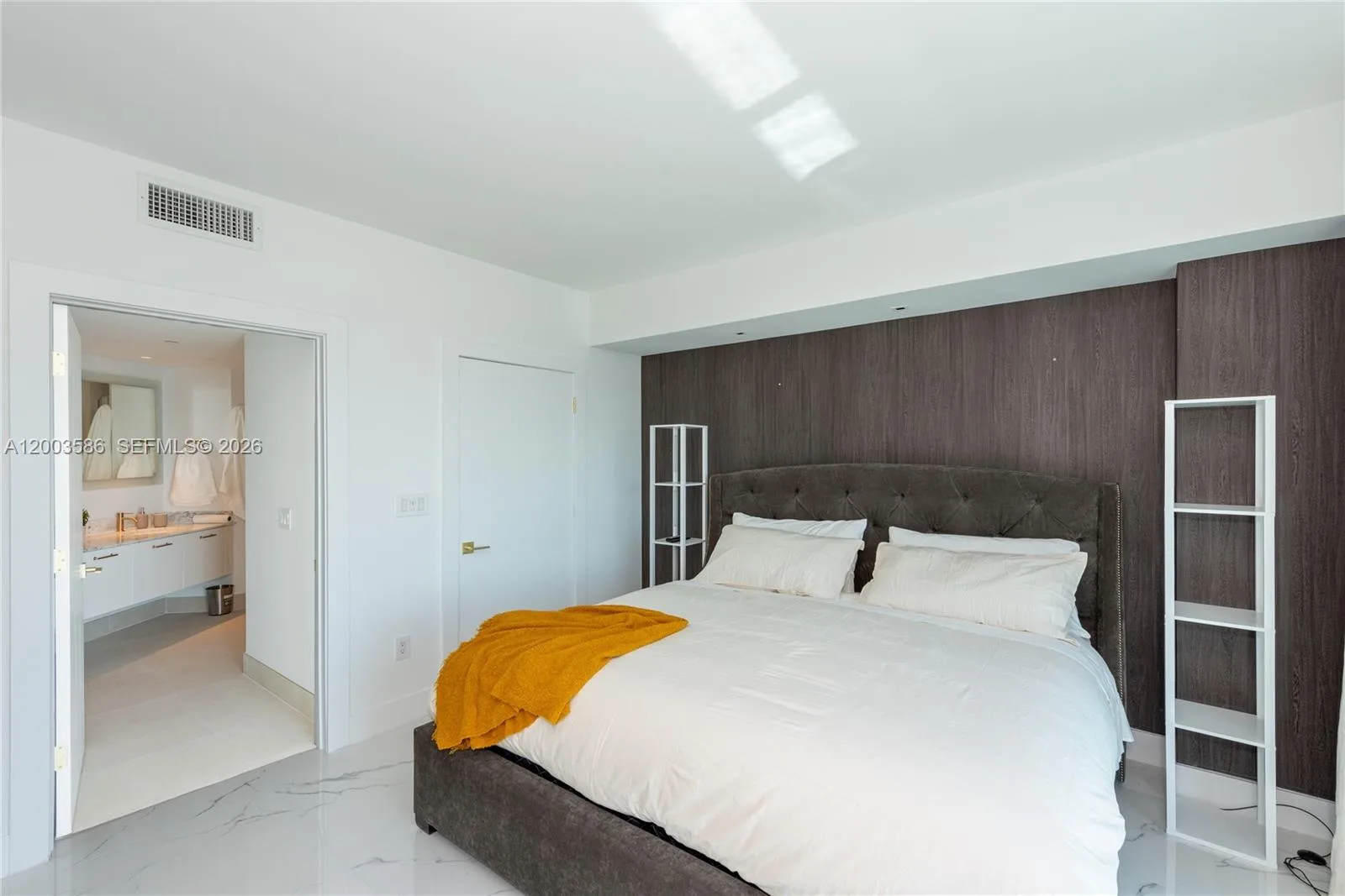 500 Brickell Ave # 3802, Miami, FL 33131 photo 13