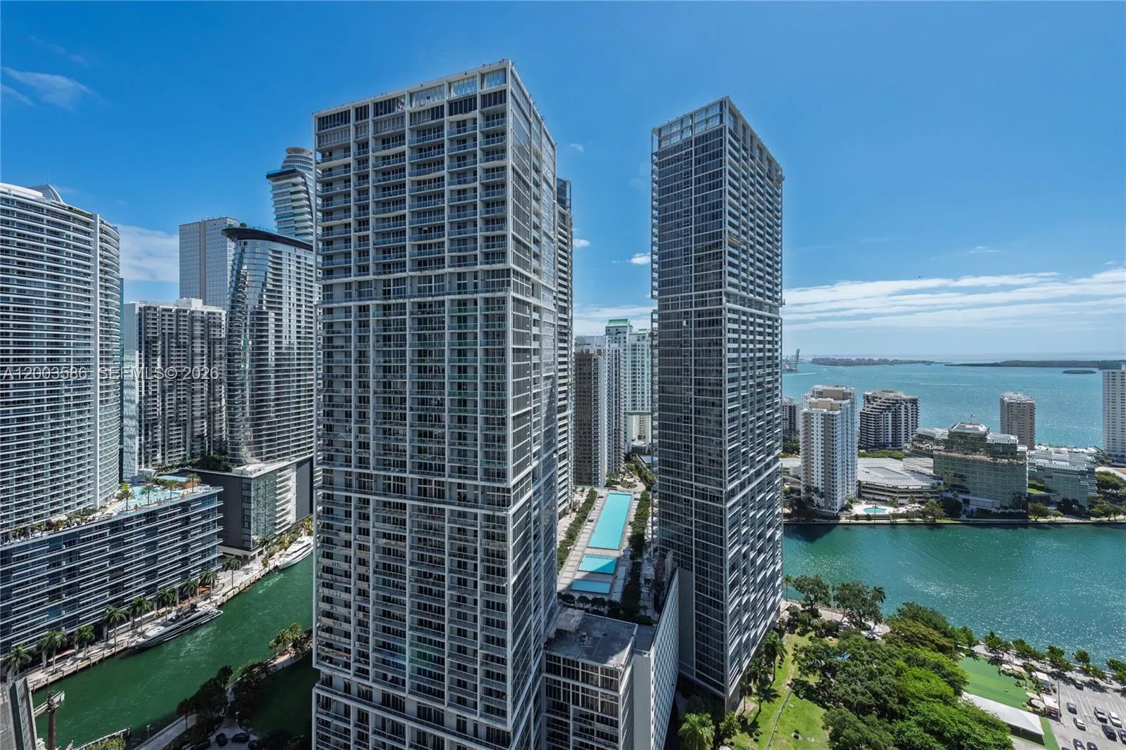 500 Brickell Ave # 3802, Miami, FL 33131 photo 4