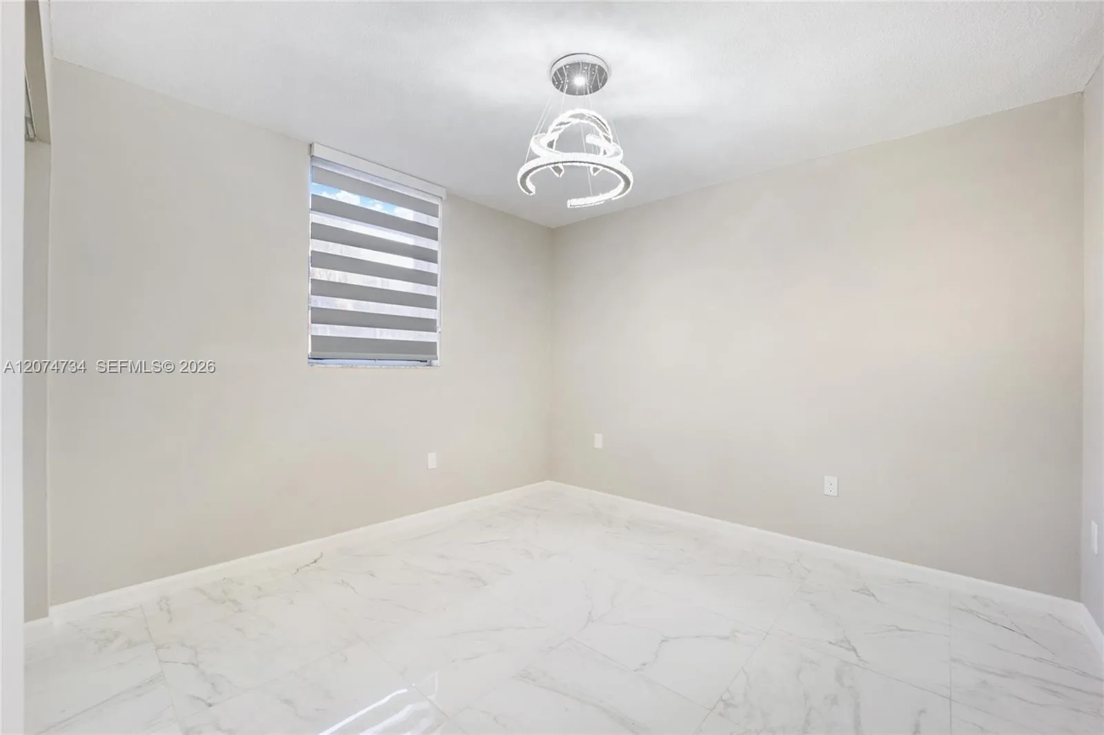 10000 NW 80th Ct # 2102, Hialeah Gardens, FL 33016