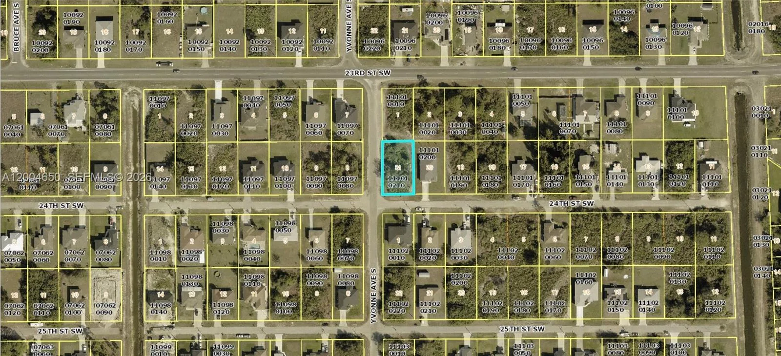 3720 SW 24TH ST, Lehigh Acres, FL 33976