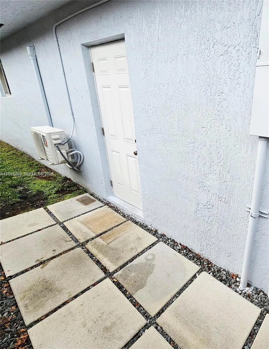 20100 NW 37 # EFF, Miami Gardens, FL 33055 photo 2