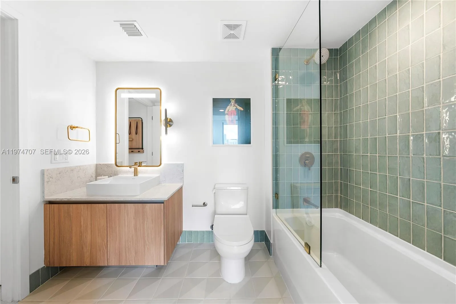 159 NE 6th St # 2608, Miami, FL 33132 photo 11