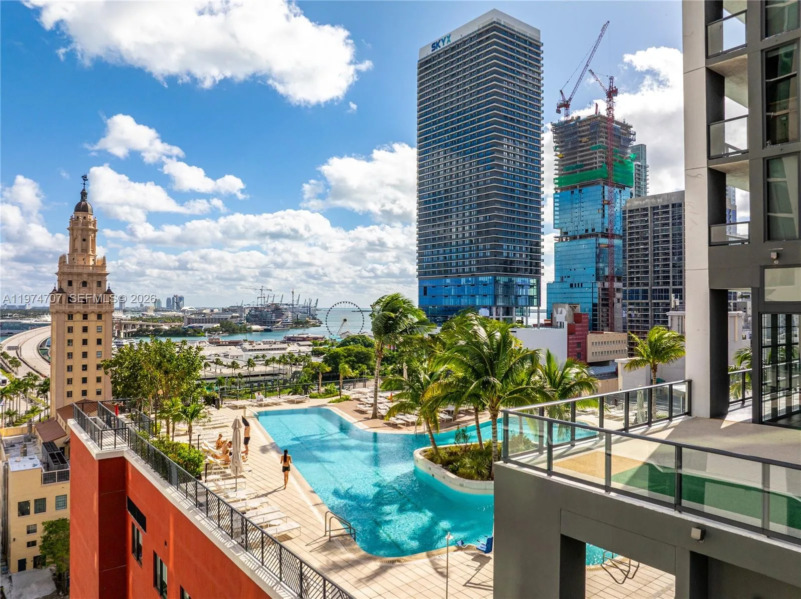 159 NE 6th St # 2608, Miami, FL 33132 photo 13