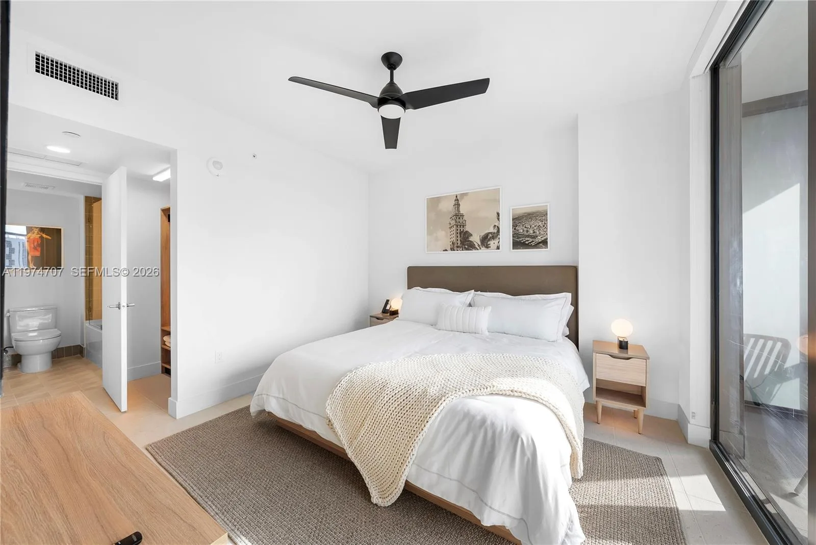 159 NE 6th St # 2608, Miami, FL 33132 photo 8