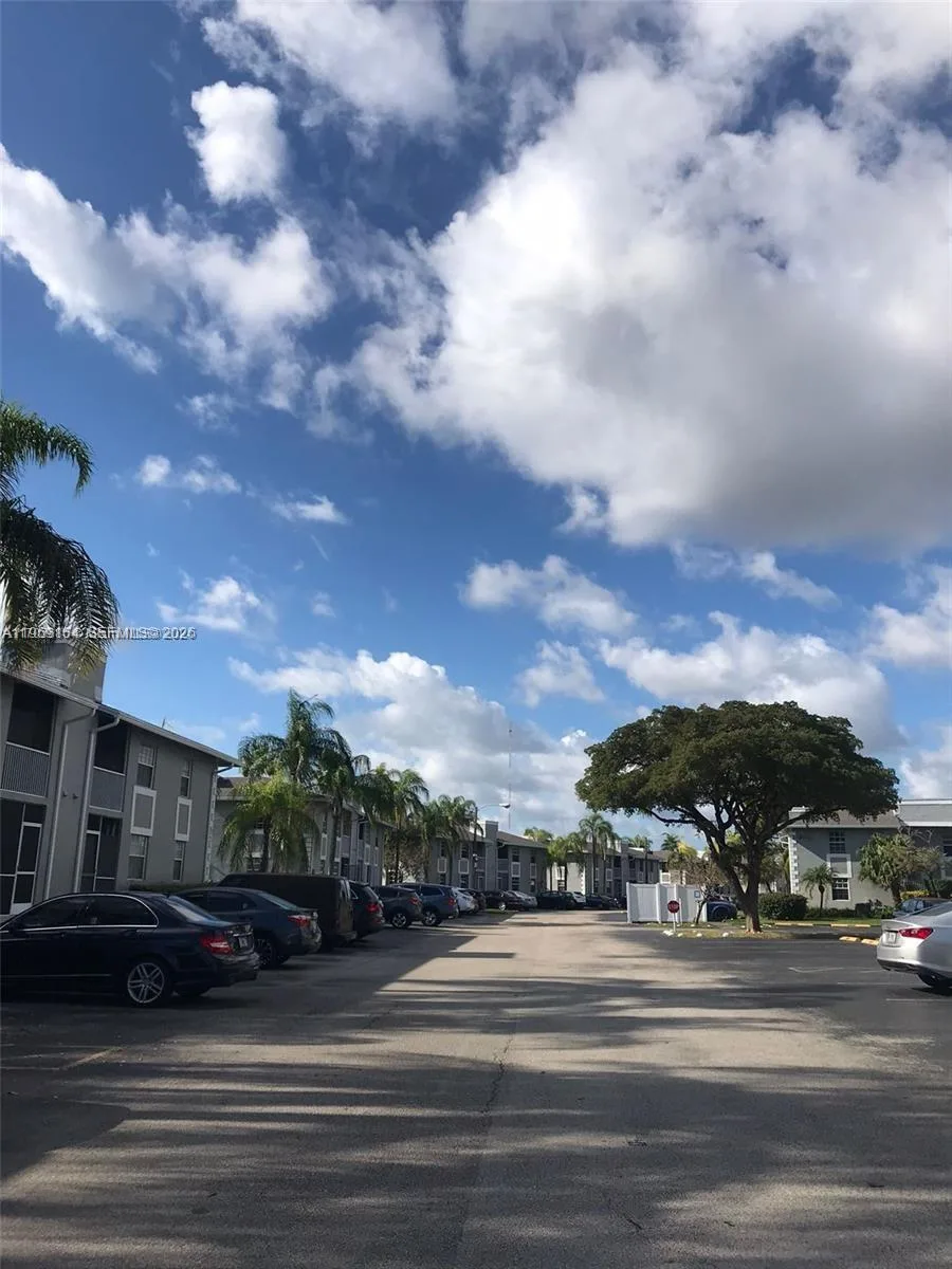 439 NE 210th Cir Ter # 203-22, Miami, FL 33179