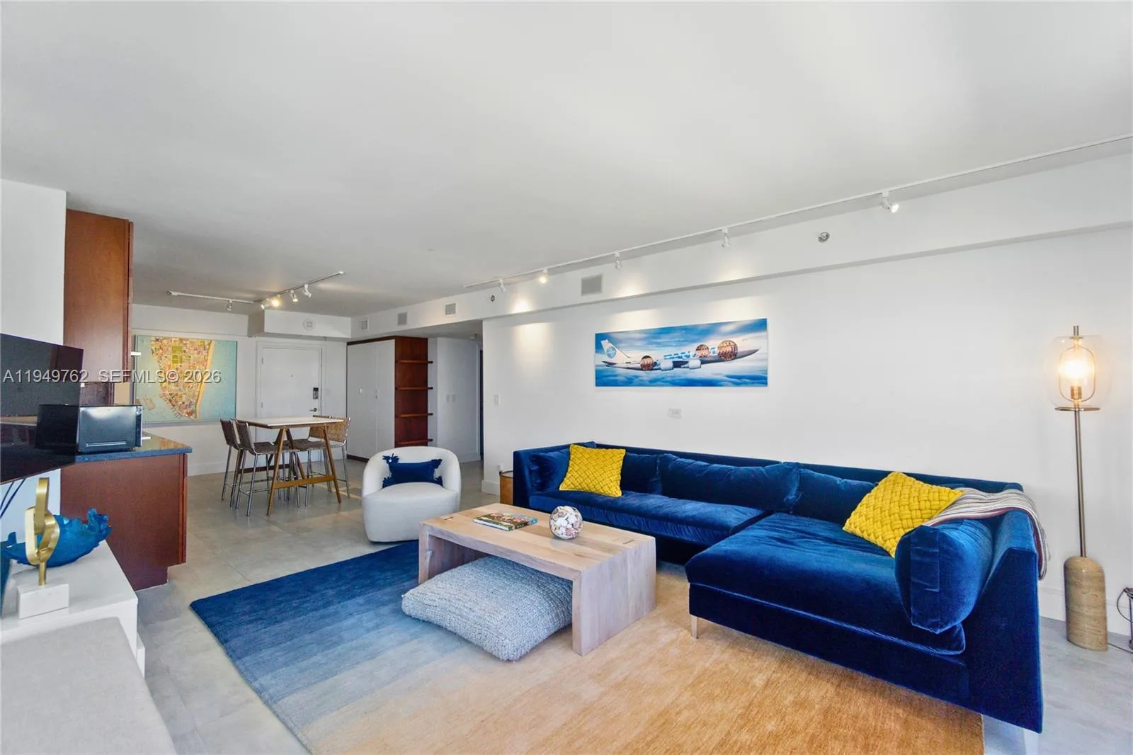 100 Lincoln Rd # 1447, Miami Beach, FL 33139 photo 2