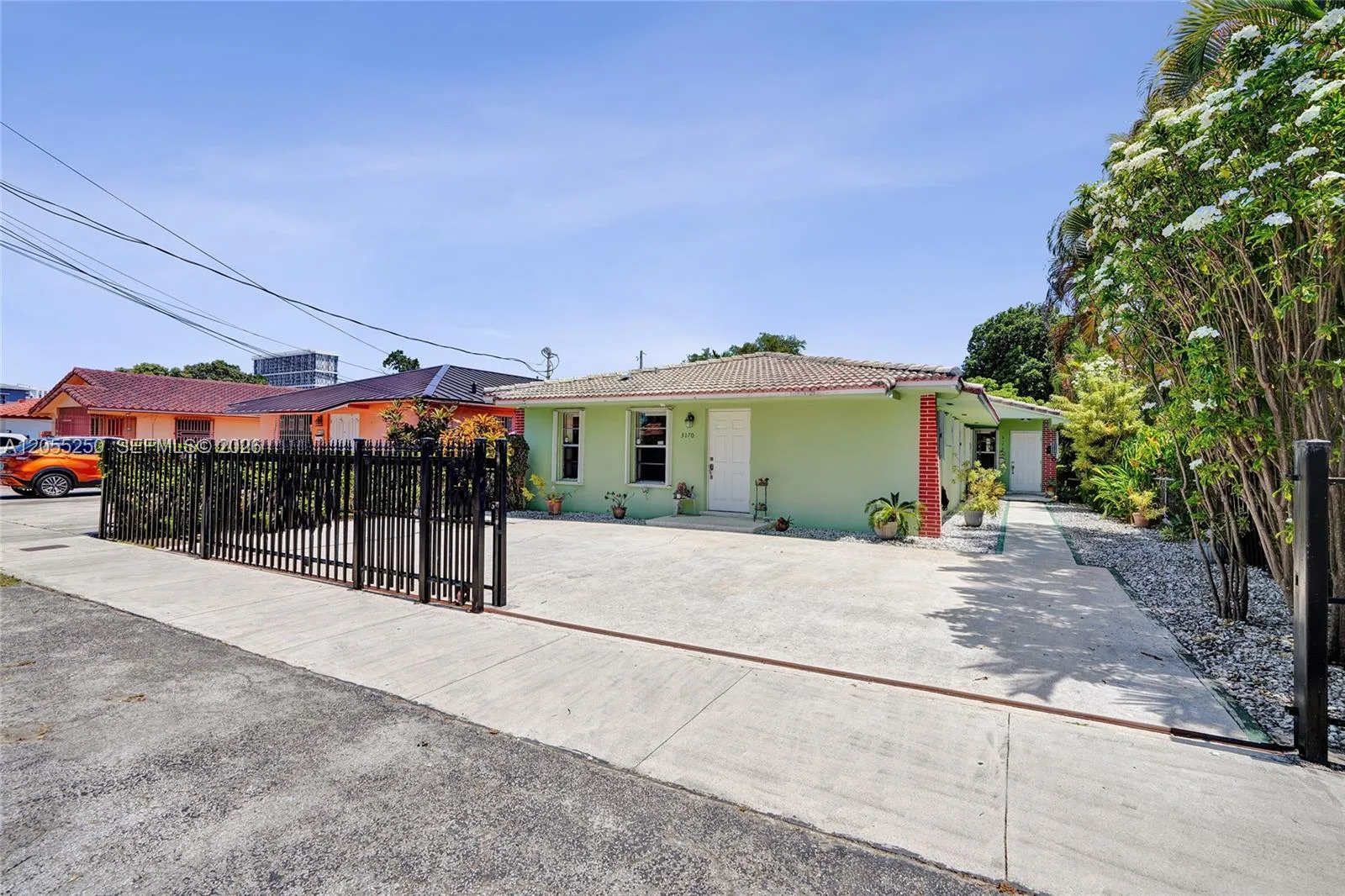 3170 SW 26th St, Miami, FL 33133