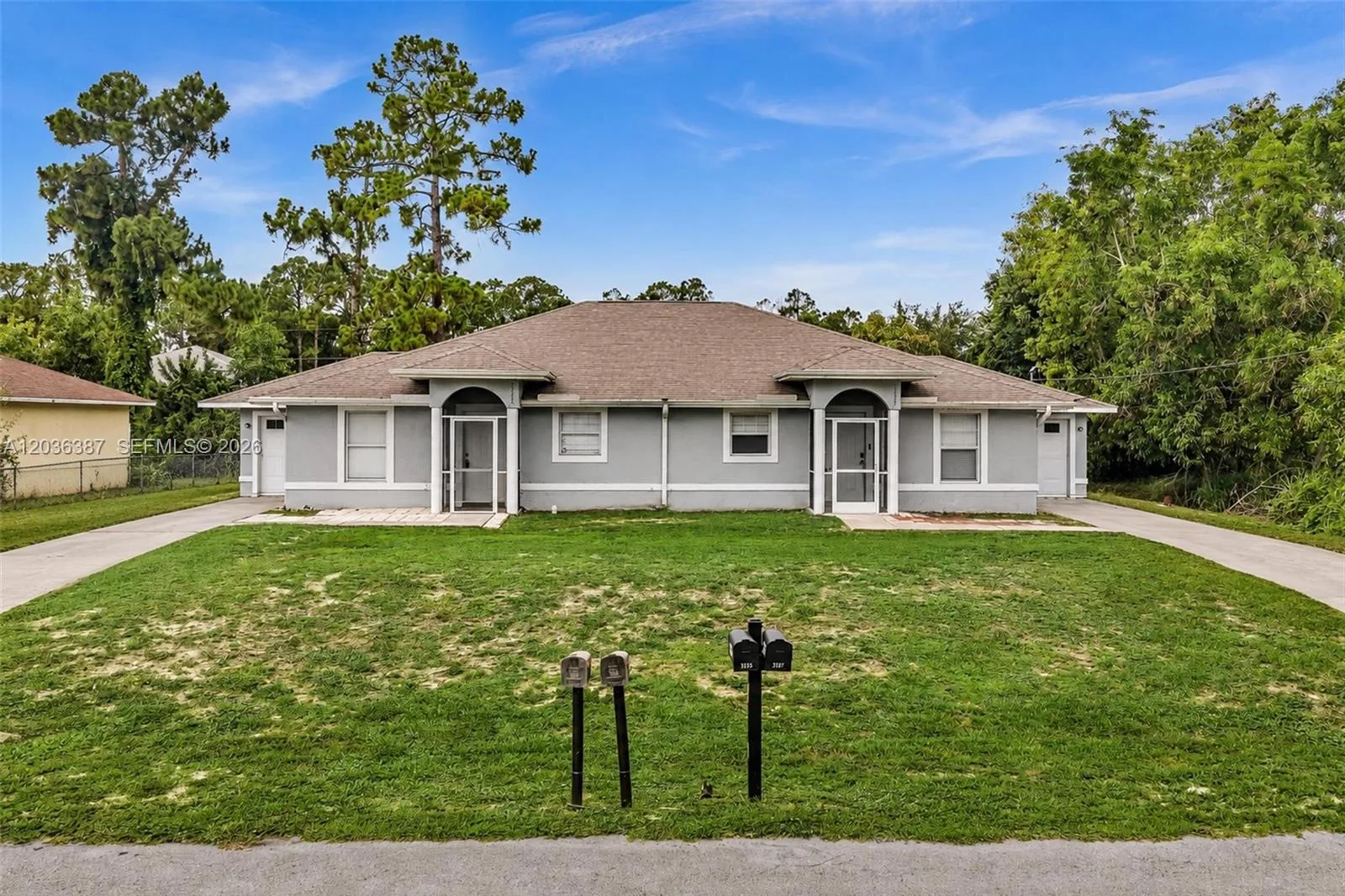 5327 30 ST SW, Lehigh Acres, FL 33973