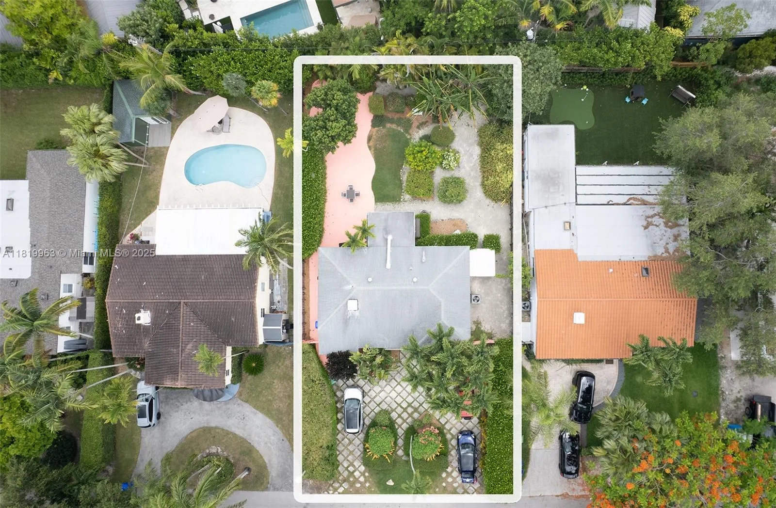 4245 Braganza Ave, Miami, FL 33133