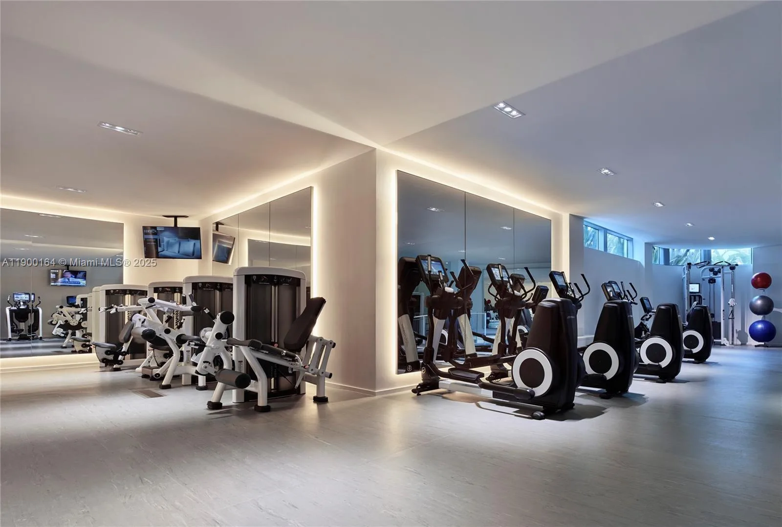 2901 COLLINS AV # 1207, Miami, FL 33140 photo 13