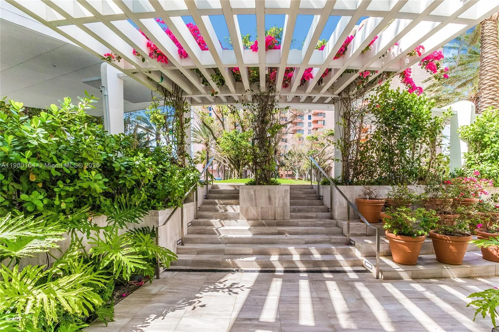 2901 COLLINS AV # 1207, Miami, FL 33140 photo 2