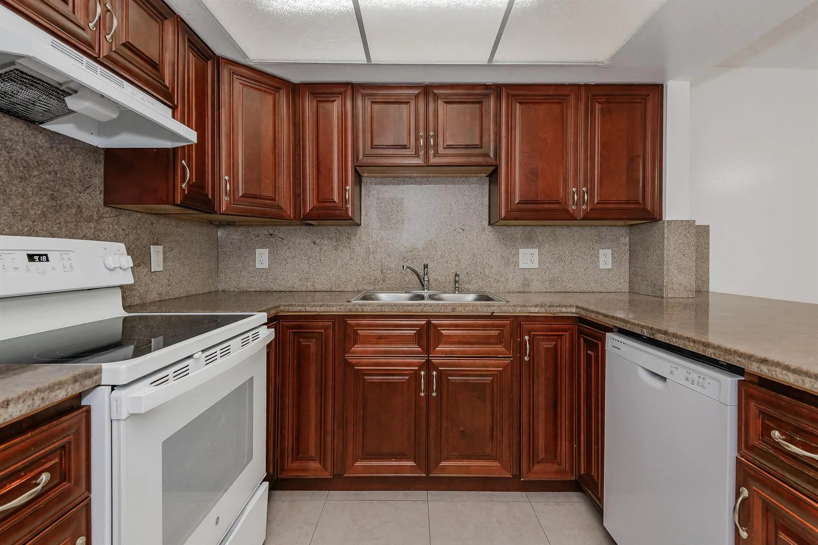 8830 W SAMPLE Road # 3, Coral Springs, FL 33065