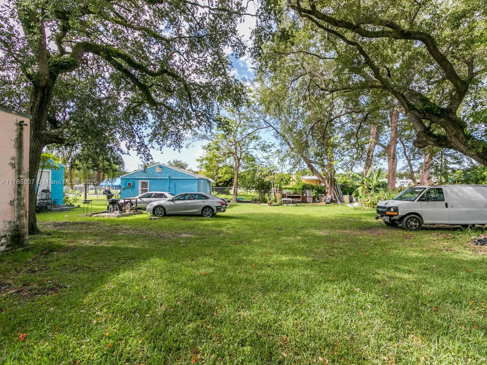7946 NW 12th Pl, Miami, FL 33147 photo 3