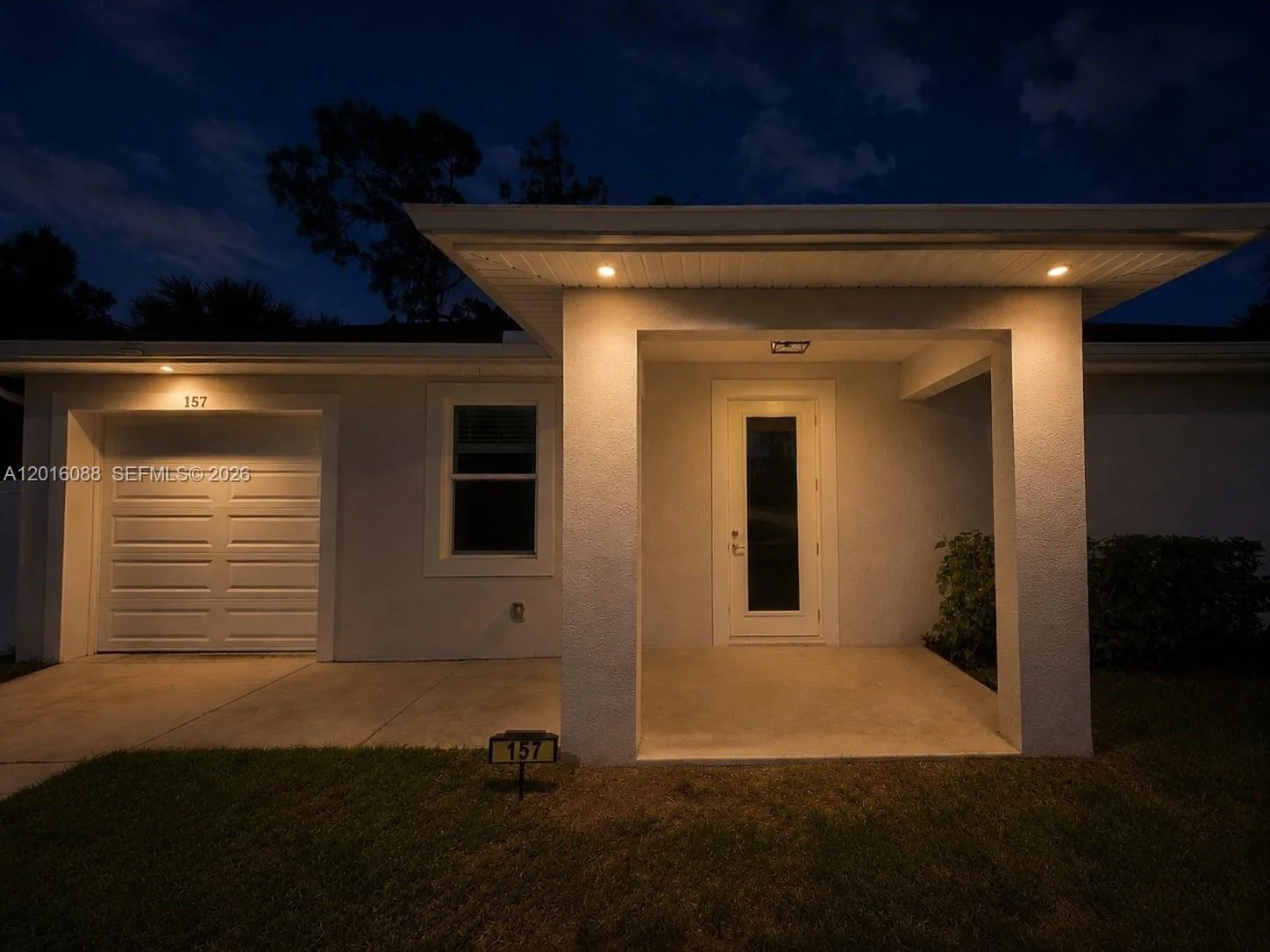 157 karlow ave S, Lehigh Acres, FL 33974 photo 2