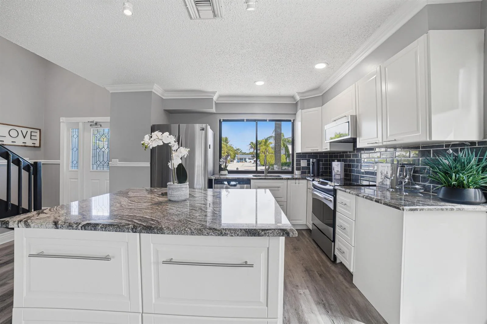 324 W PINE Street # 11, Lantana, FL 33462 photo 7