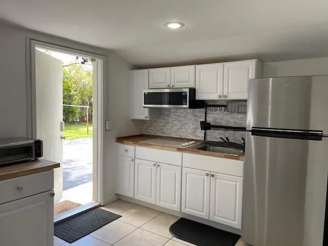 821 SW 13TH Court # 1A, Pompano Beach, FL 33060