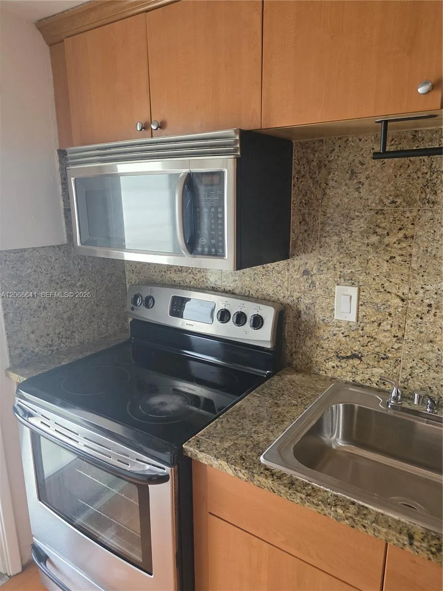 1500 SE 15th St # 318, Fort Lauderdale, FL 33316