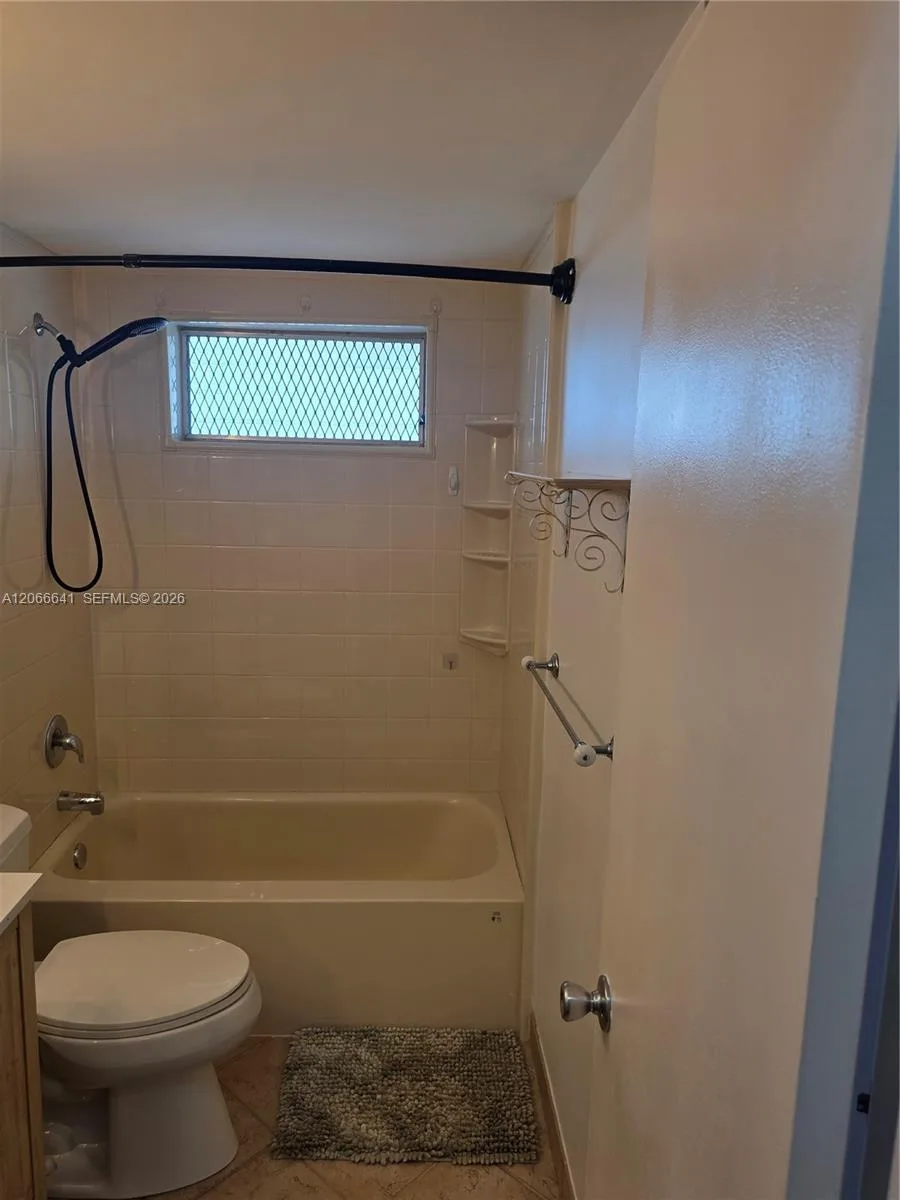 1500 SE 15th St # 318, Fort Lauderdale, FL 33316 photo 8