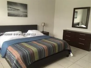250 S Shore Dr # 5, Miami Beach, FL 33141 photo 3