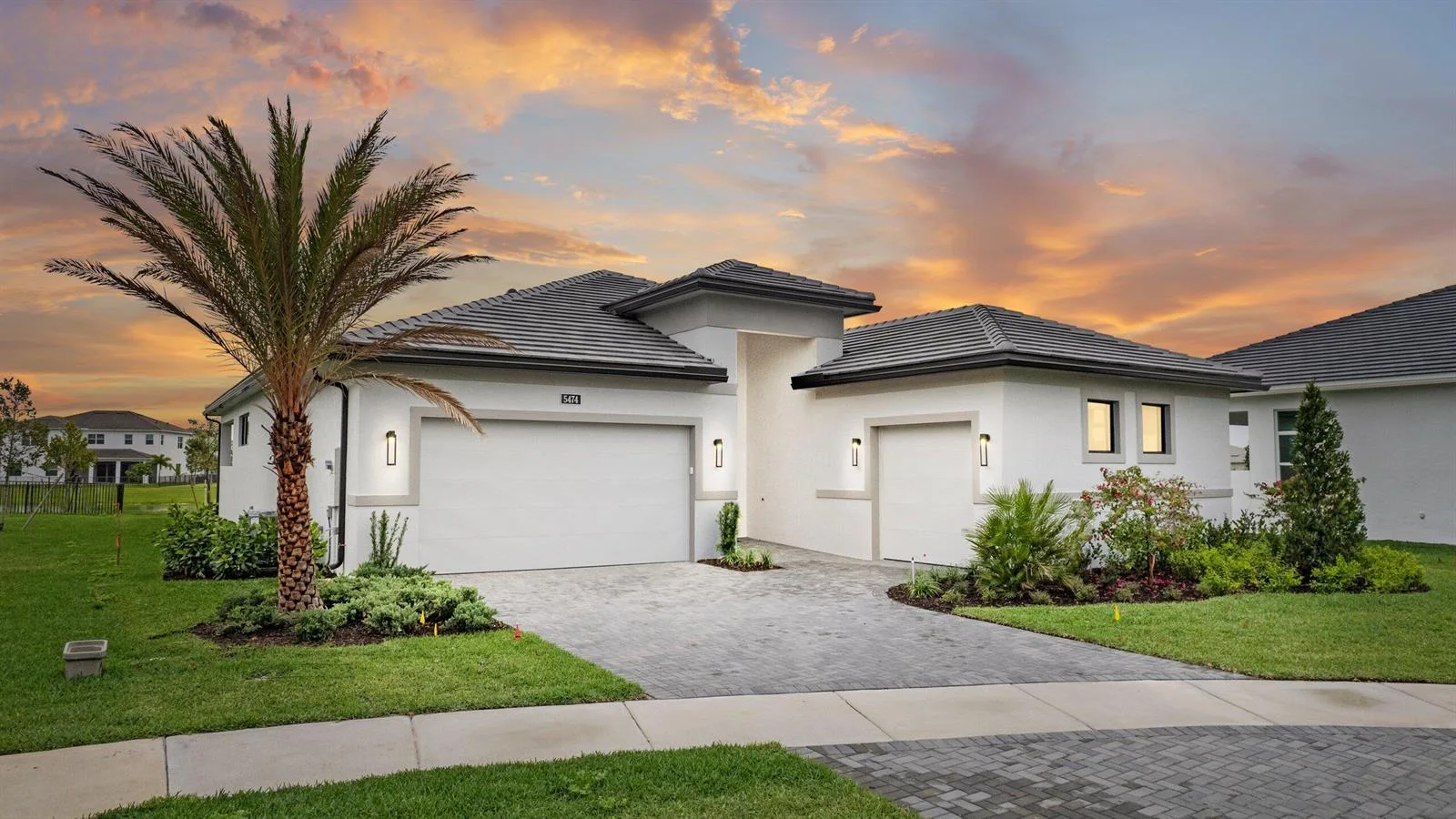 5474 Hutchinson Way, FL 33470