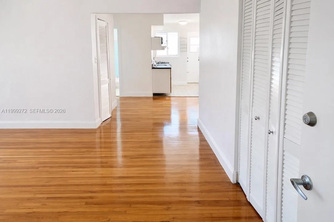 505 74th St # 6B, Miami Beach, FL 33141 photo 9
