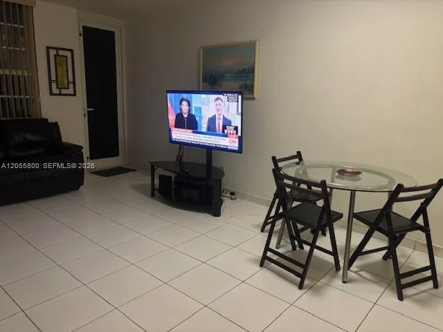 100 Lincoln Rd # 1030, Miami Beach, FL 33139 photo 3