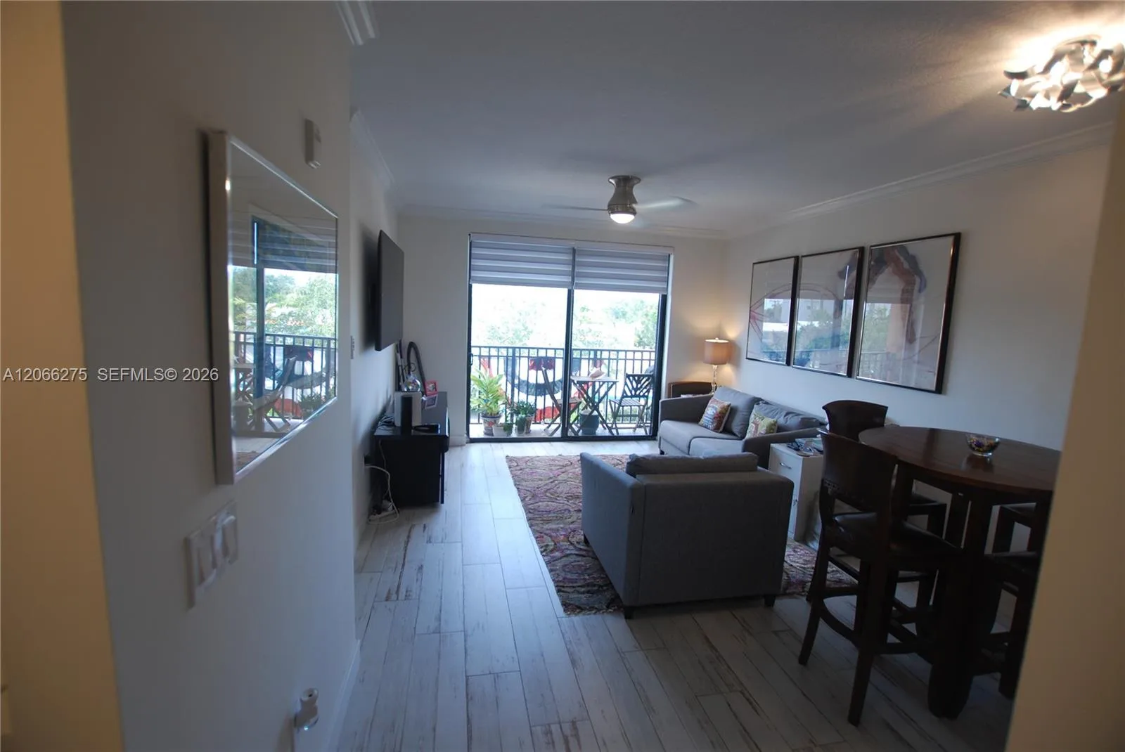 511 Lucerne Ave # 306, Lake Worth, FL 33460 photo 4