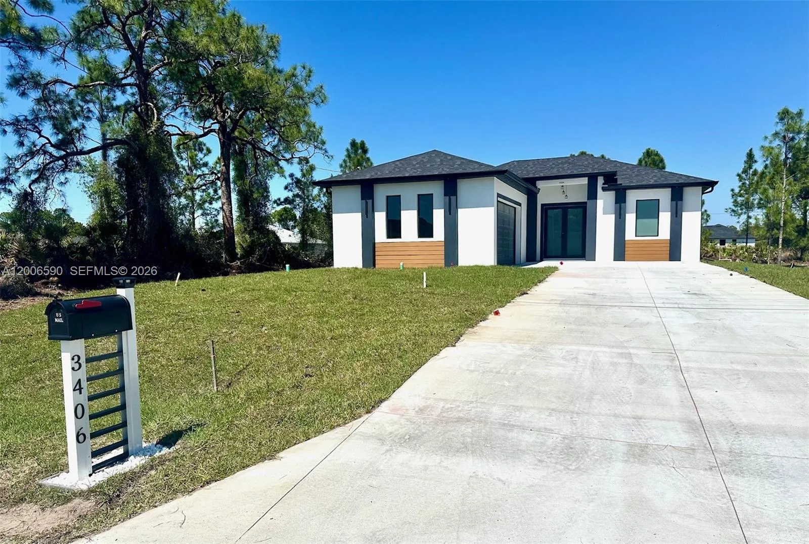 3406 29th ST SW, Lehigh Acres, FL 33976 photo 2