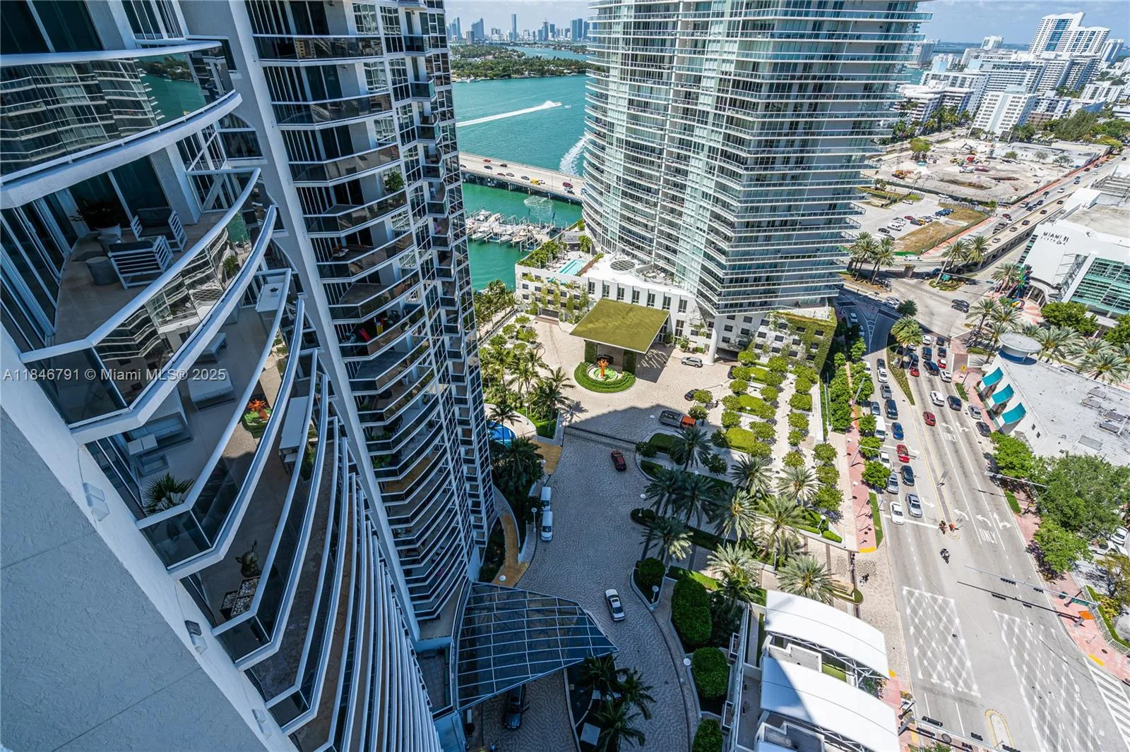 400 Alton Rd # 2409, Miami Beach, FL 33139 photo 5
