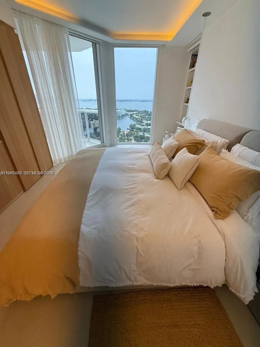4775 Collins Ave # 3706, Miami Beach, FL 33140 photo 5