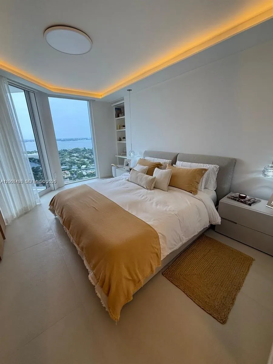 4775 Collins Ave # 3706, Miami Beach, FL 33140 photo 8