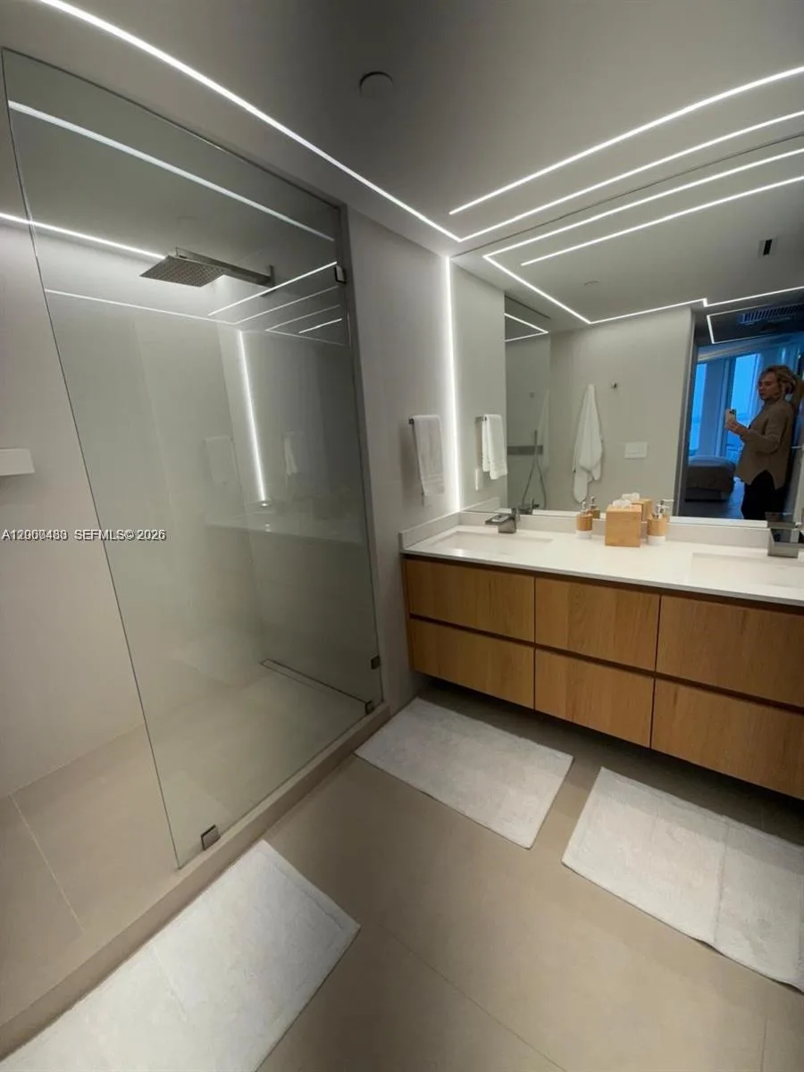 4775 Collins Ave # 3706, Miami Beach, FL 33140 photo 9