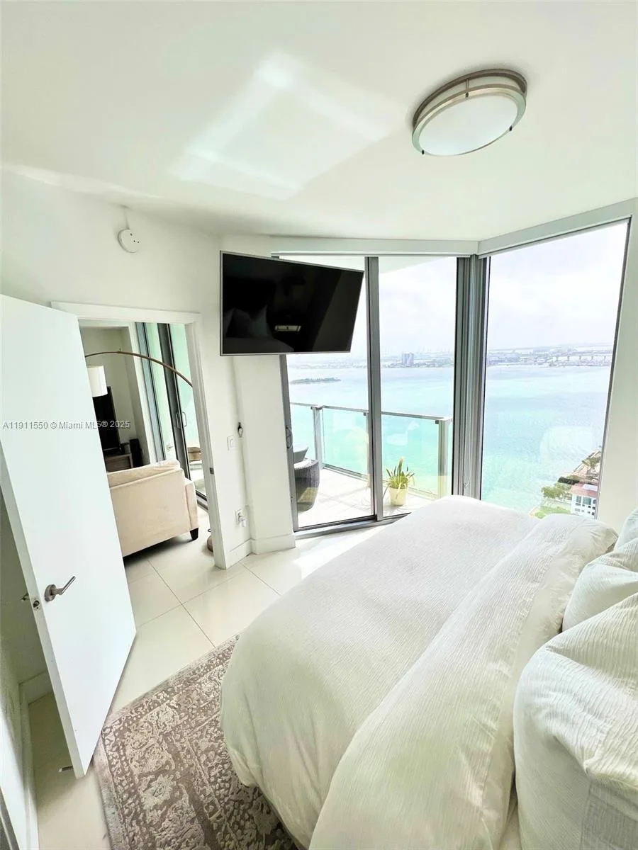 2900 NE 7th Ave # 2708, Miami, FL 33137 photo 13