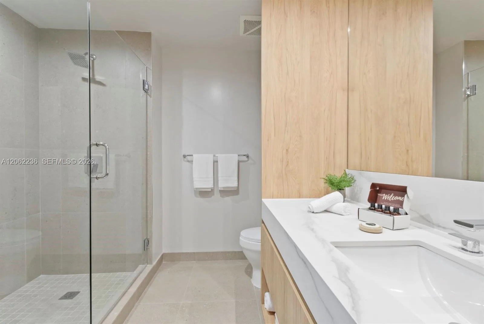 11 NE 6th St # 2303, Miami, FL 33132 photo 12