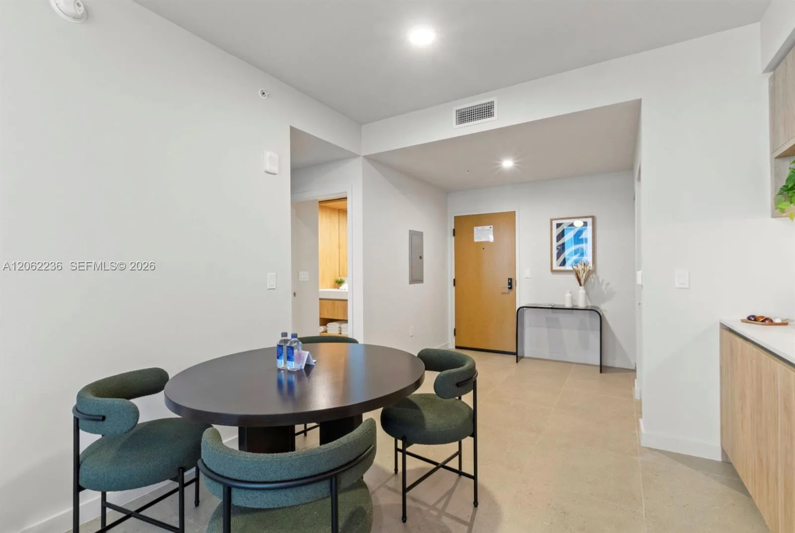 11 NE 6th St # 2303, Miami, FL 33132 photo 5